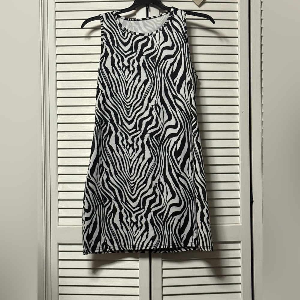 Zebra Print Bodycon Mini Sleeveless Boutique Dress  Size XL (New) - Picture 2 of 2